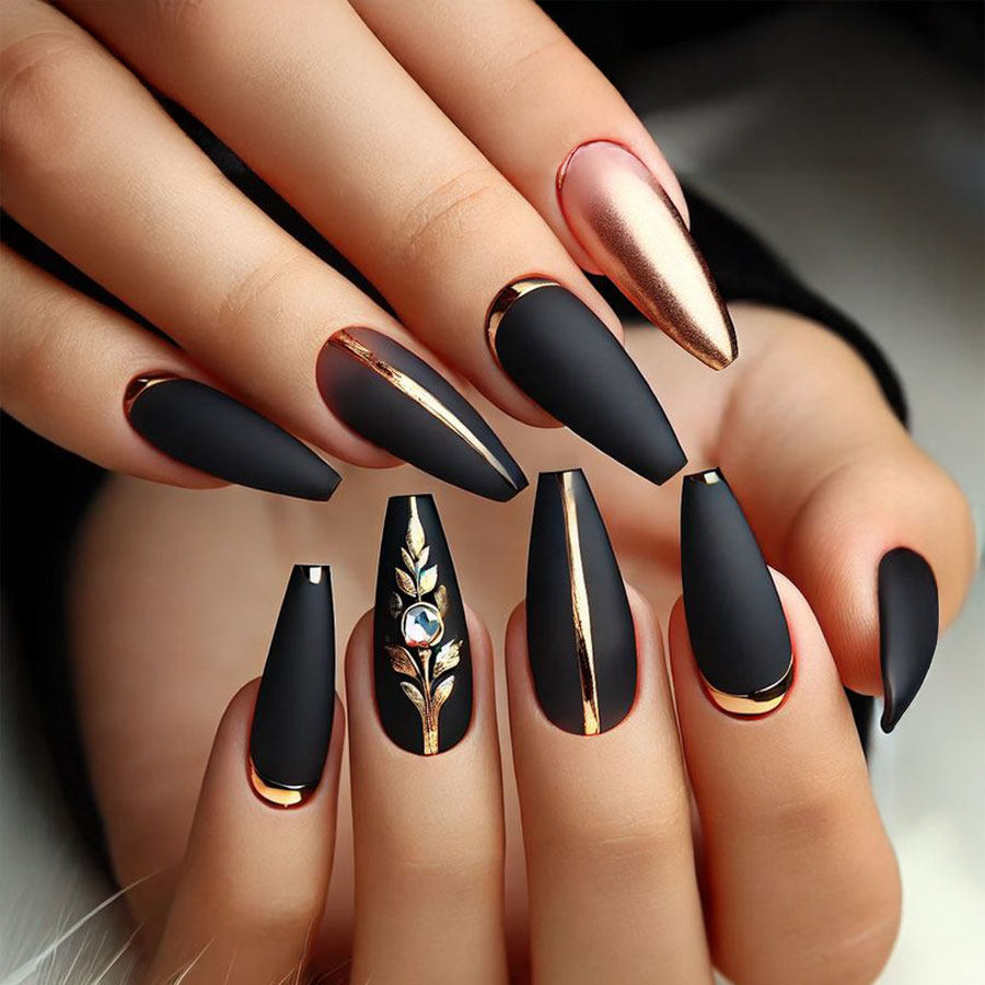 GOLDEN NAILS & SPA
